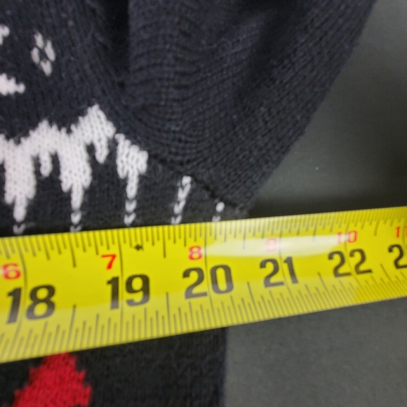 Christmas Is Coming. Light-up Ugly Christmas Sweater. Mens M - Picture 8 of 15